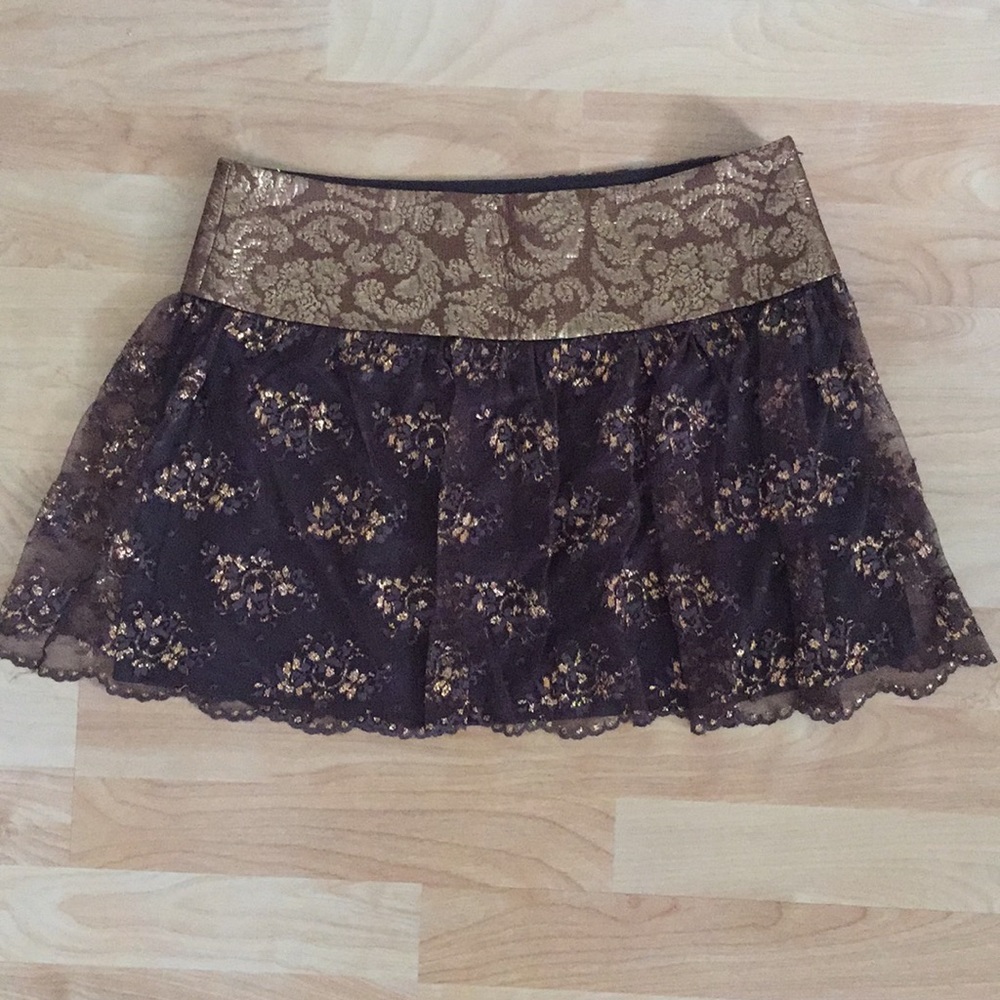 Marciano short dressy skirt